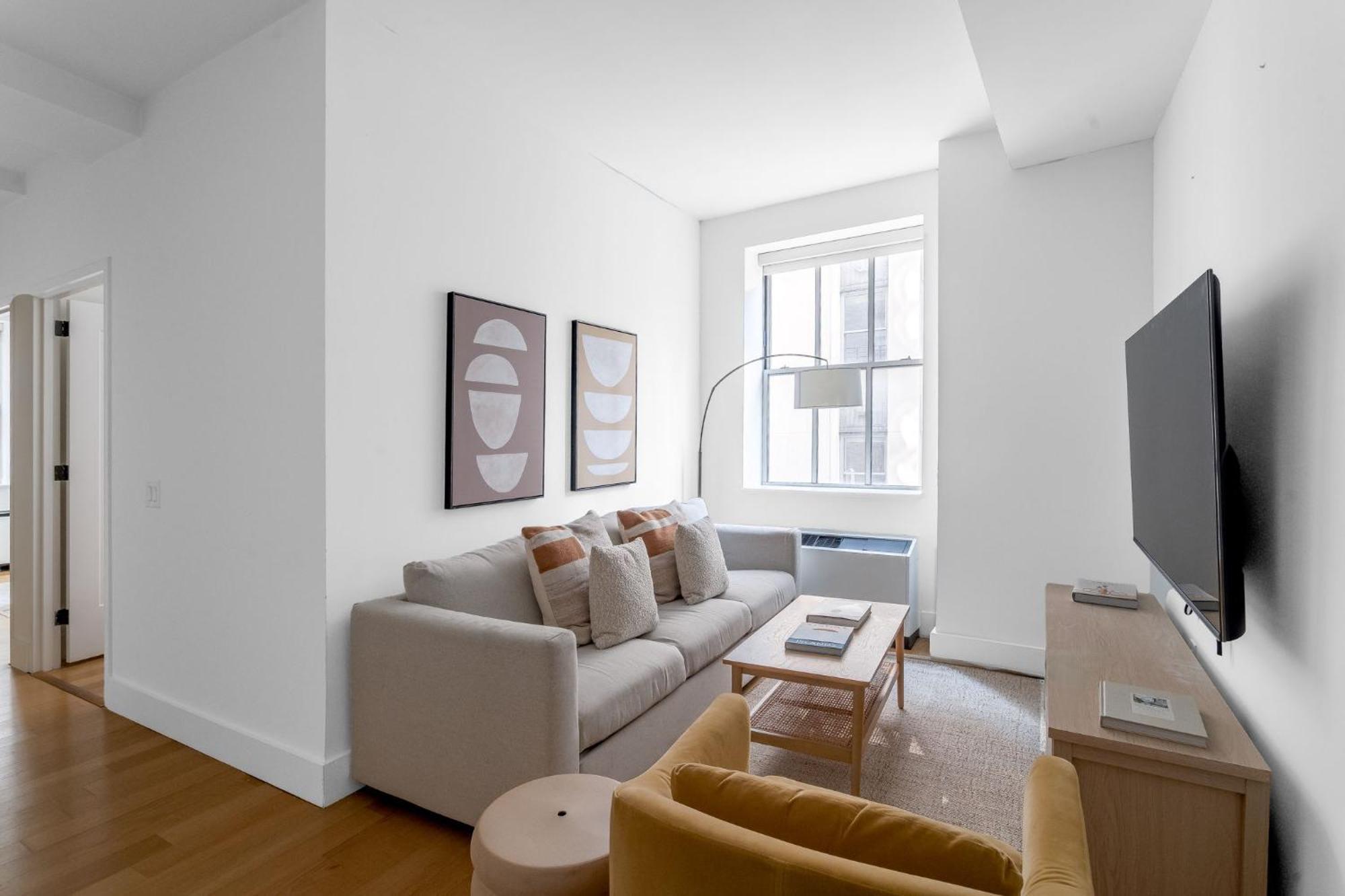 Comfort And Charm 2br 1bath Apartment New York